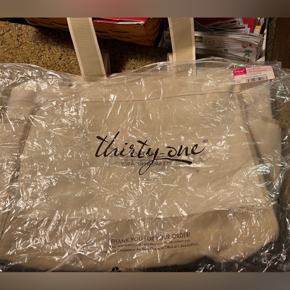 Thirty-one Canvas Boat Tote in Warm Sand Colorblock - Picture 9 of 9